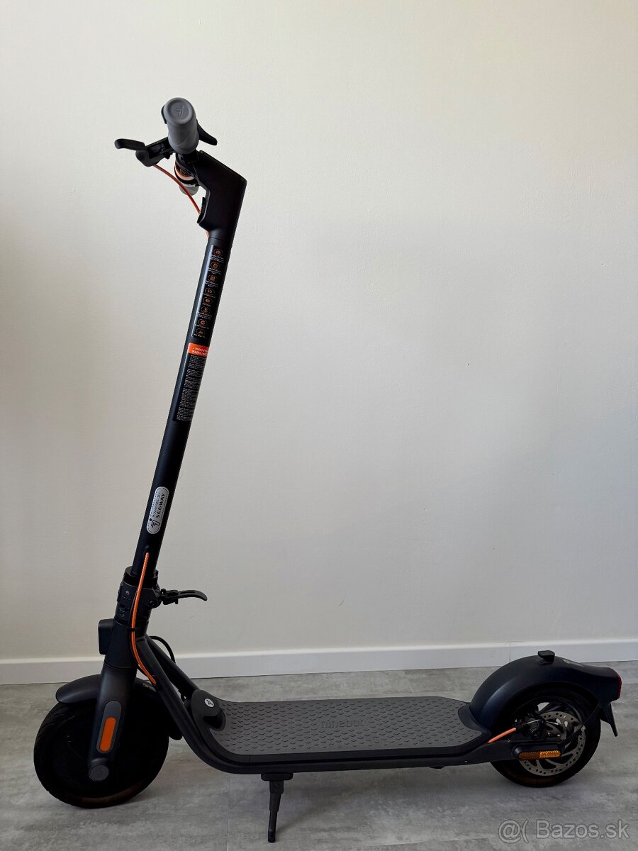 Kolobežka segway ninebot f30e
