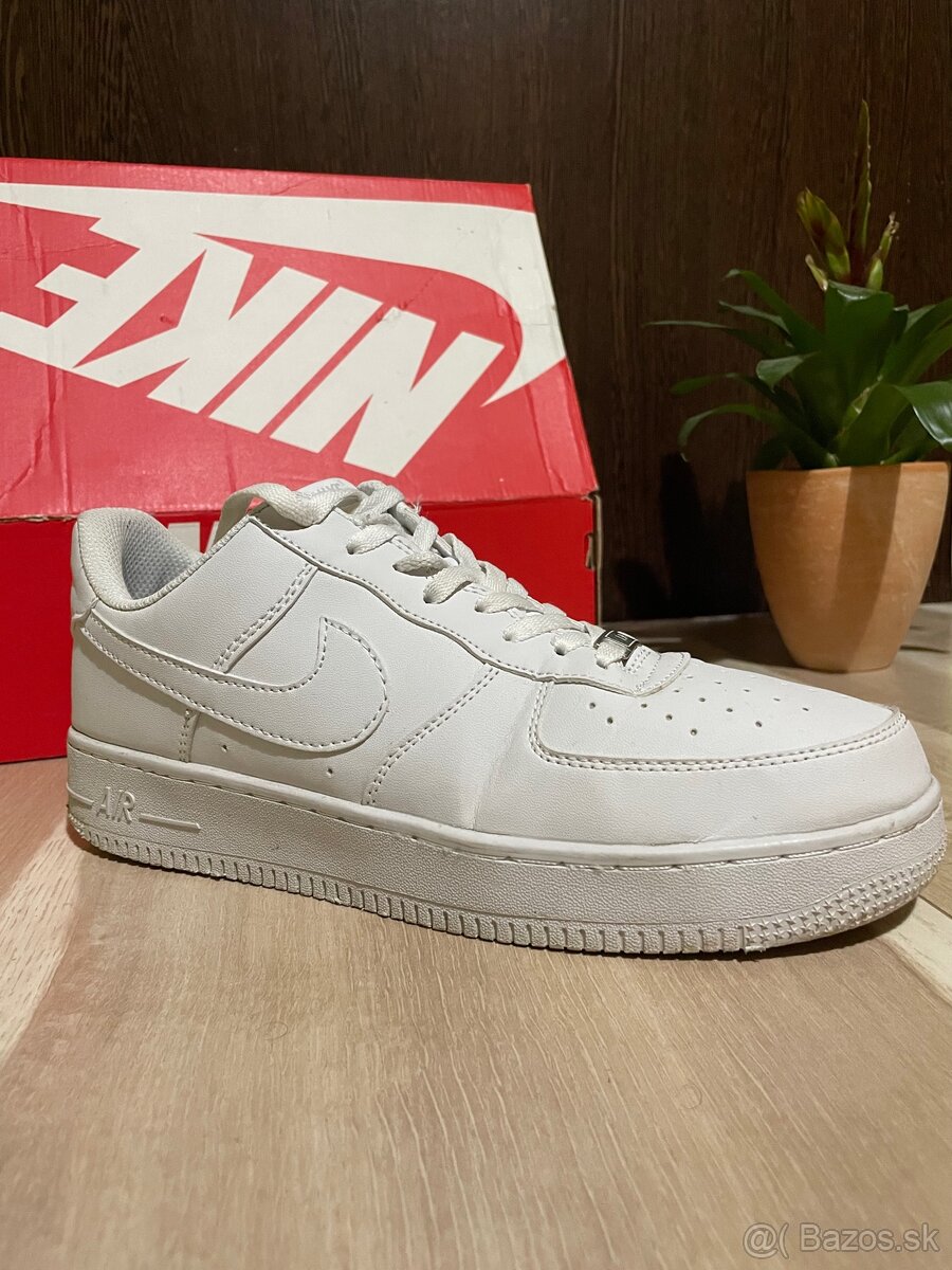 Nike Air Force 1