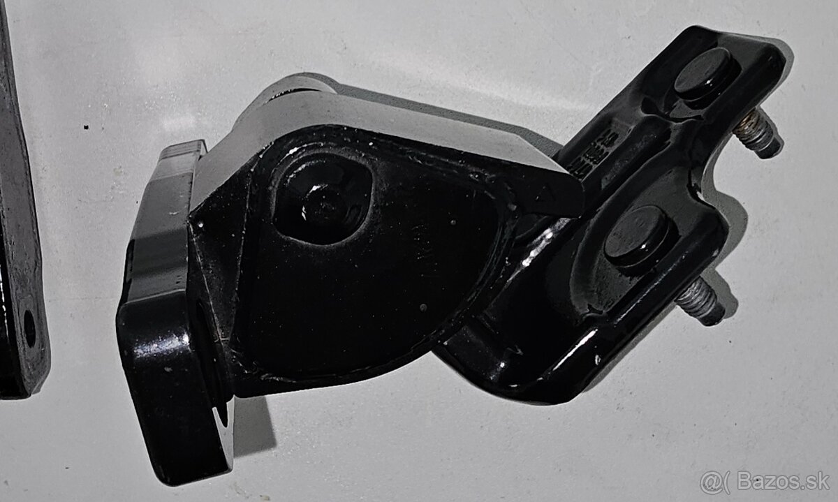 PANT DVERÍ ĽAVÝ ZADNÝ MERCEDES E 213 W213
