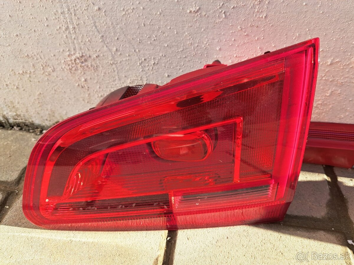 Zadne svetlá vw sharan