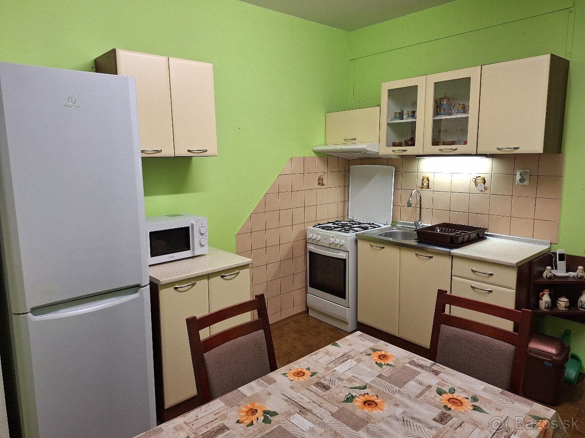 PRENAJOM 1. izb. bytu NITRA - BIZETOVA