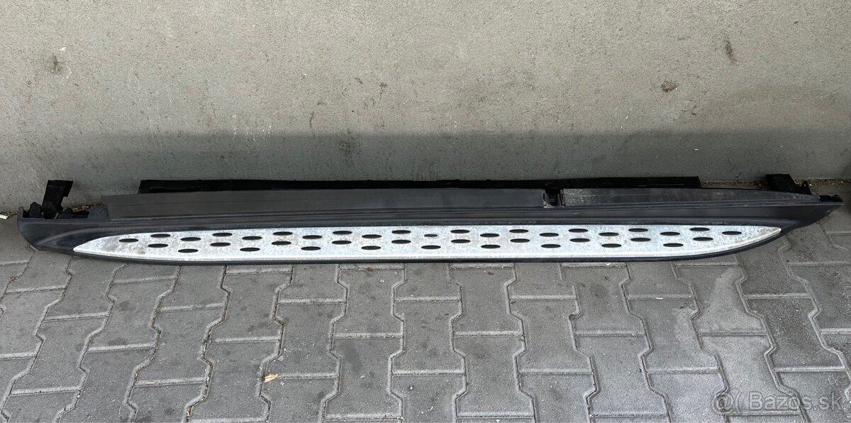 Nášlap ľavý pre Mercedes ML, GLE (W166)