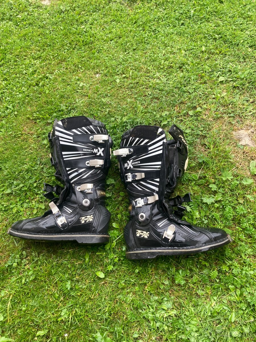 Motocrossové čižmy