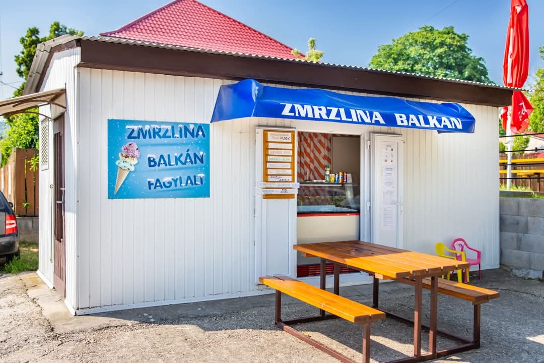 Zmrzlinový stánok s receptúrou