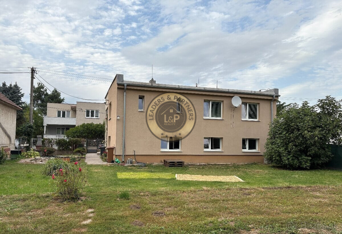 Na predaj rodinný dom s pozemkom v Seredi Topoľová ulica