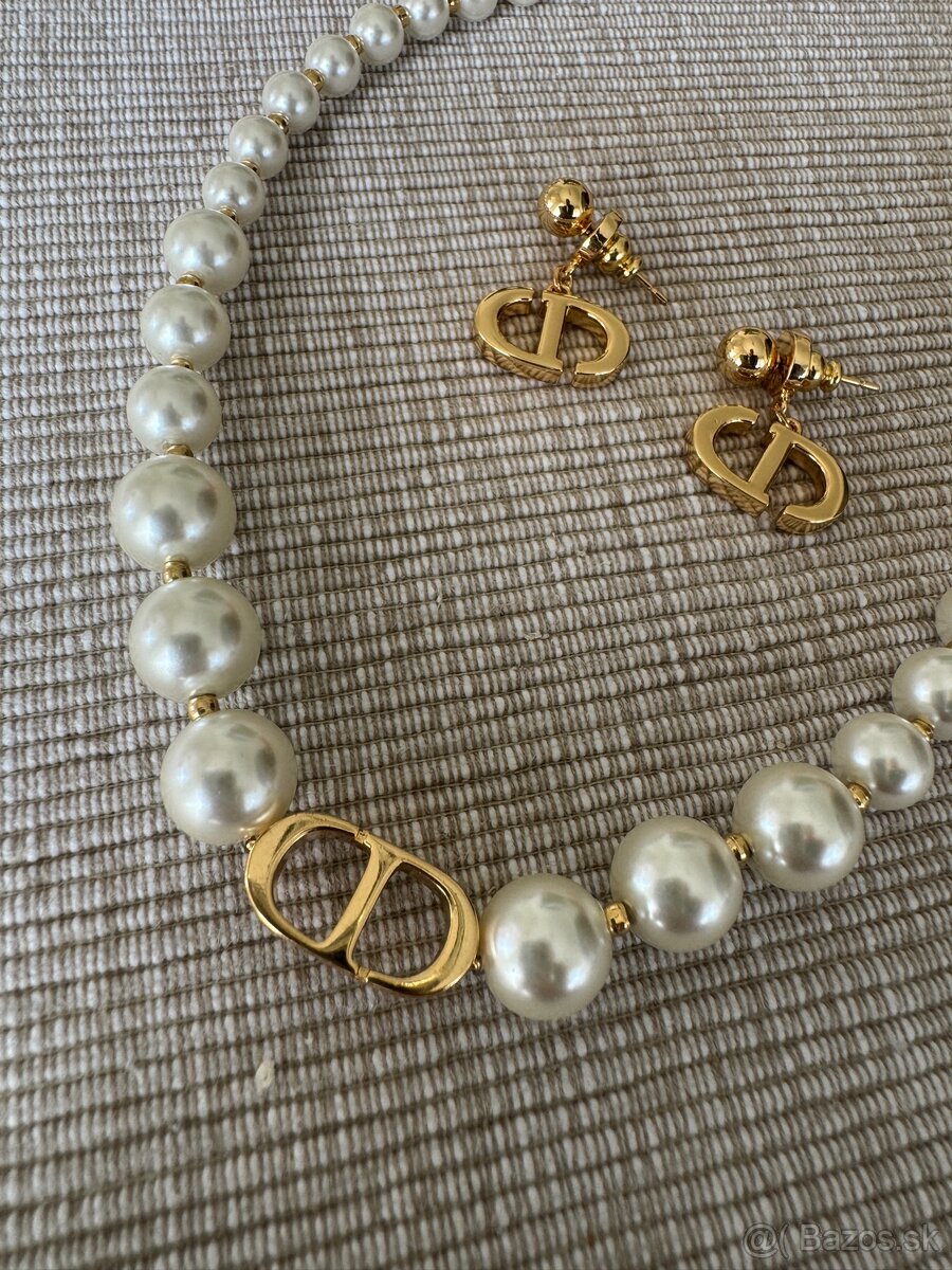 Dior komplet náušnice + perlový náhrdelník Predané