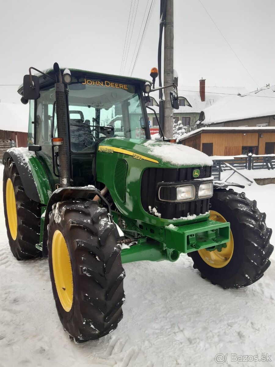 Predám traktor JOHN DEERE 5820