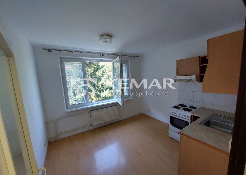 PREDAJ 1 izb. byt Zvolen