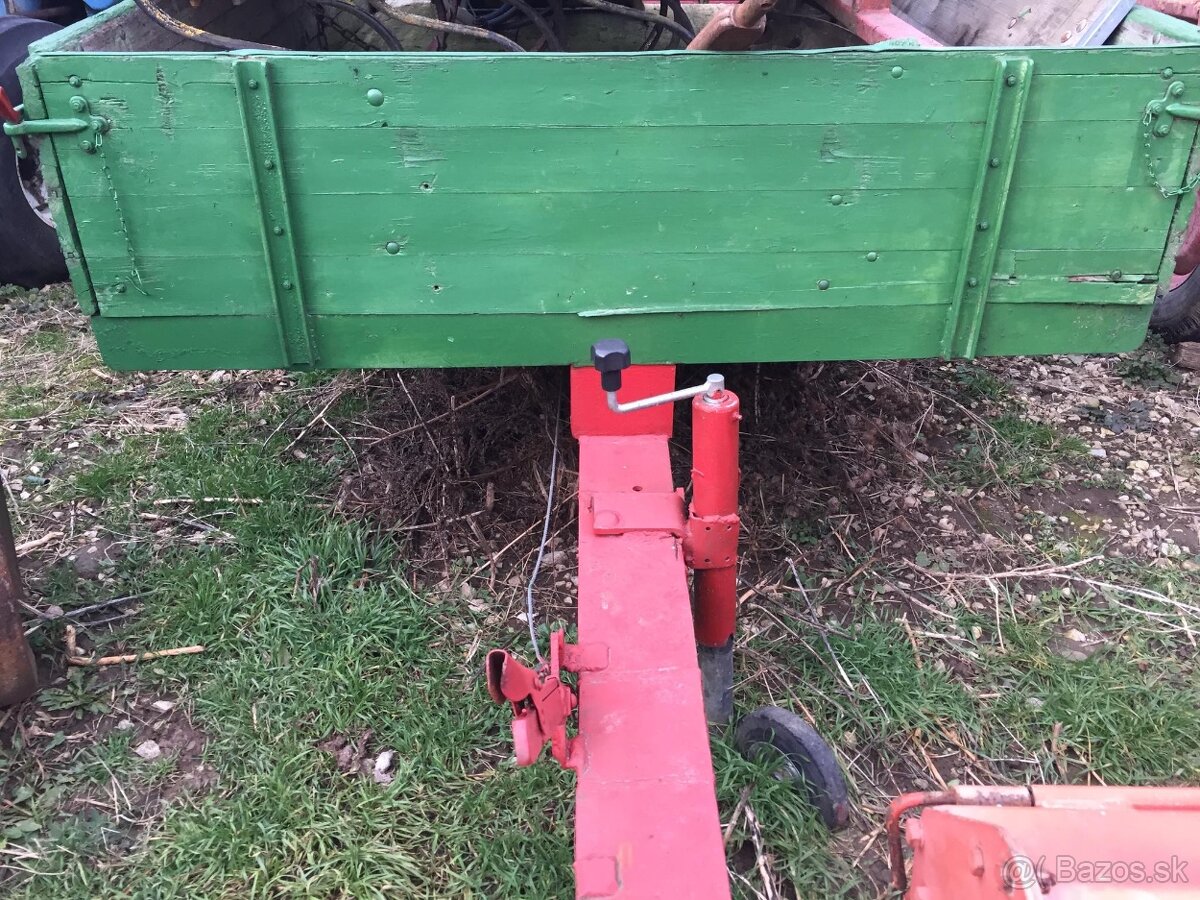 Vlečka za malotraktor