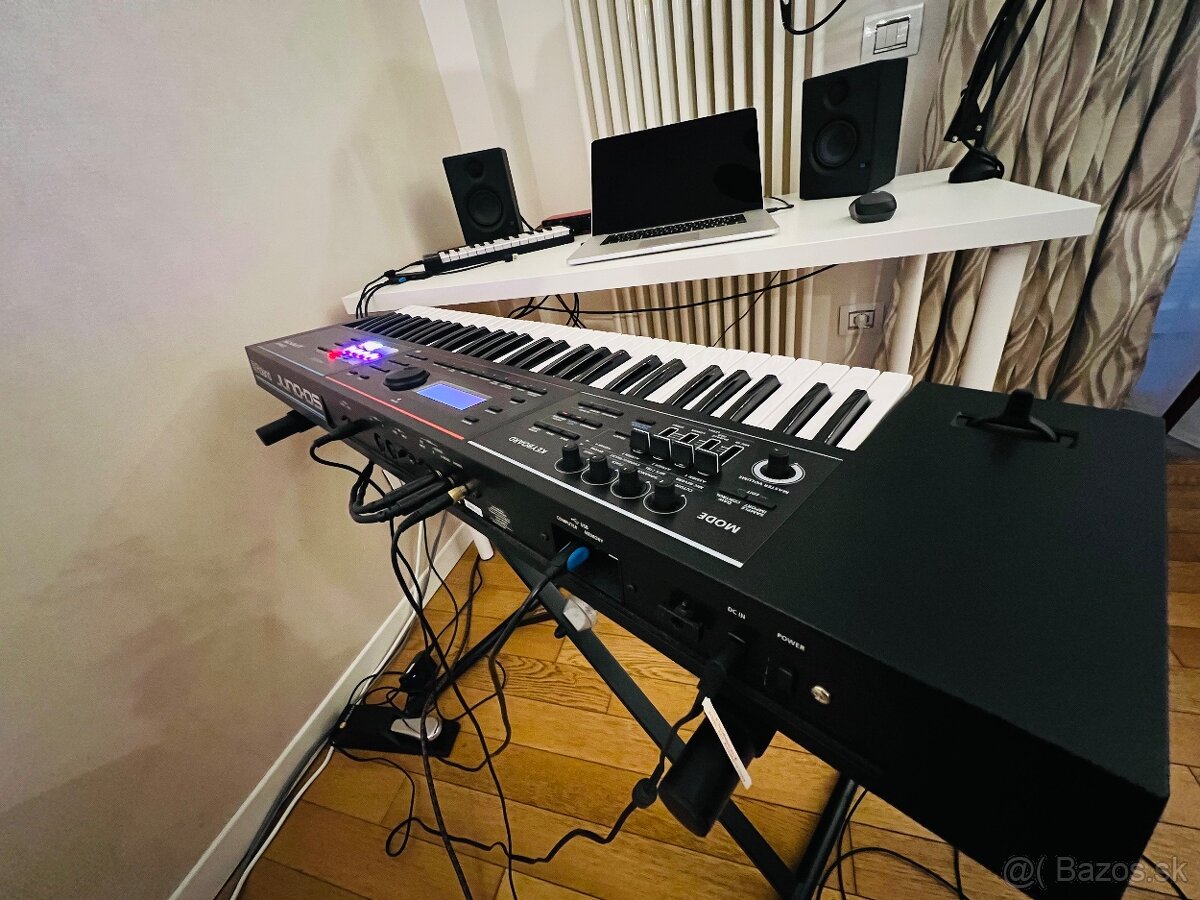 🎹 Predám PROFI Roland JUNO-DS 61 | TOP stav + KÁBLE V CENE
