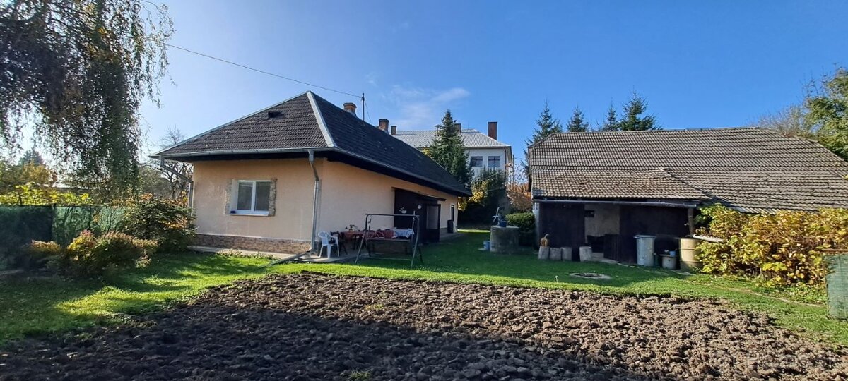 Ponúkame na predaj rodinný dom v obci