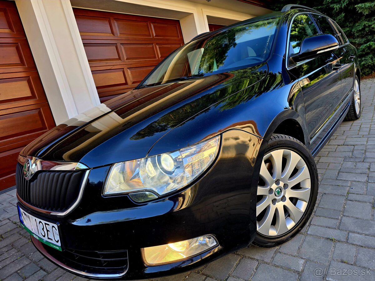 ŠKODA SUPERB COMBI II 2.0 TDI 125KW DSG F1 ELEGANCE