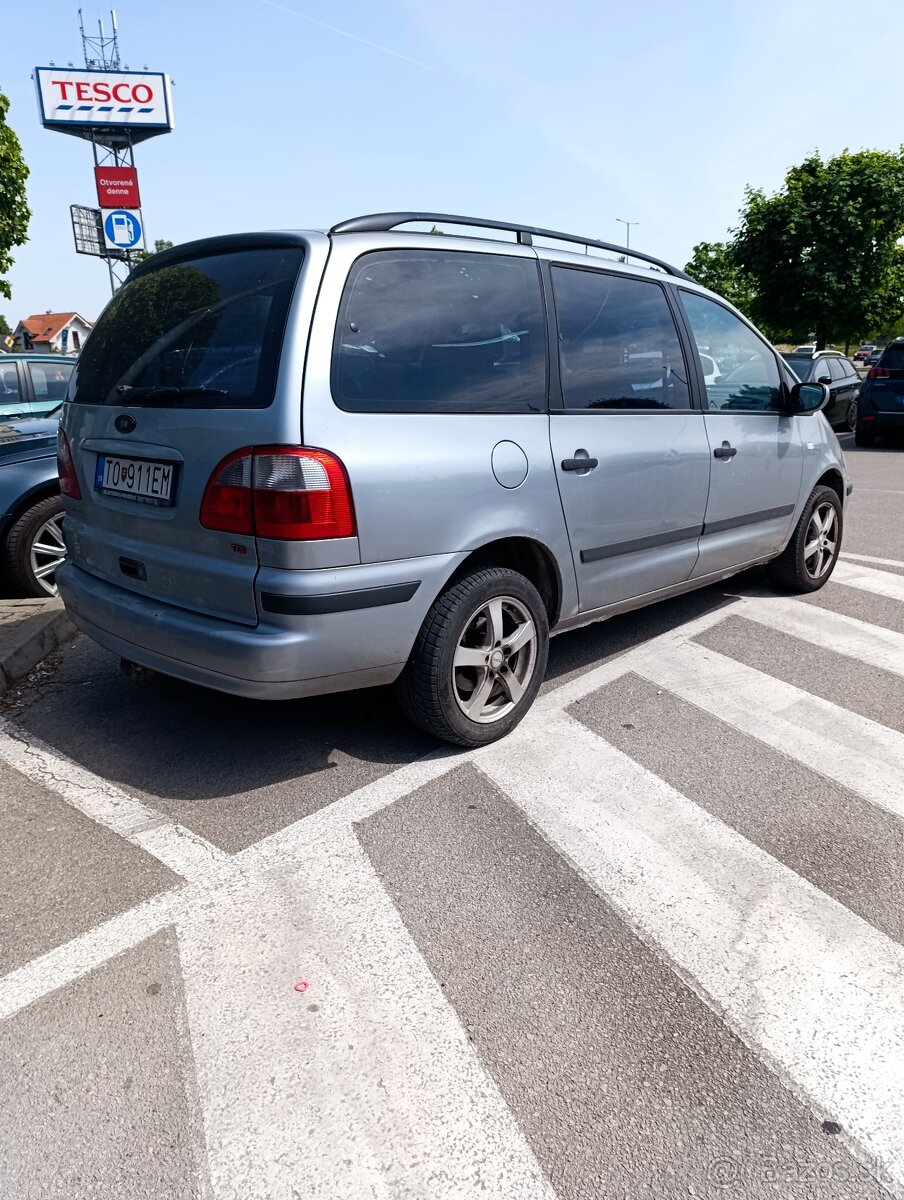 Ford Galaxy 19.tdi. 96kw.