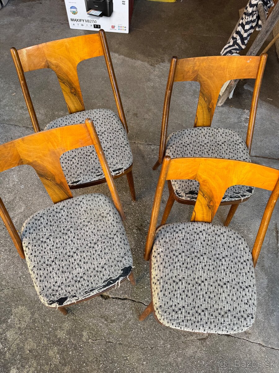 Stoličky na chatu