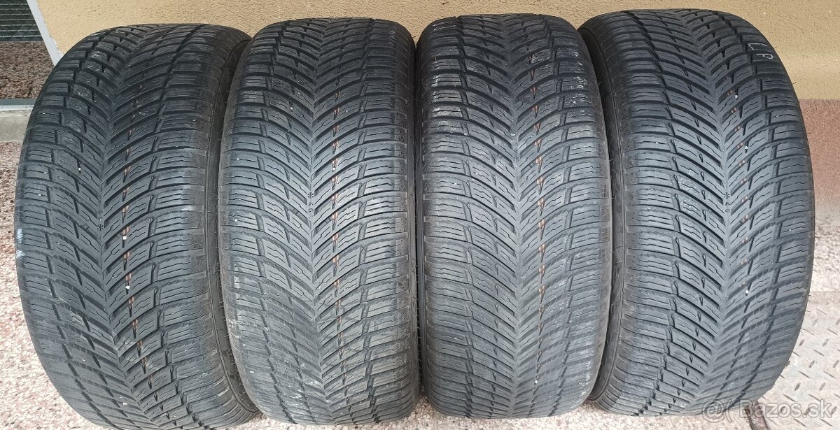 Nokian Seasonproof 235/45 R17