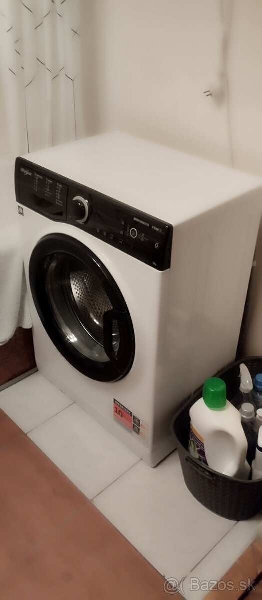 Práčka Whirlpool ešte v záruke