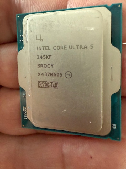 CPU Intel Core Ultra 5 245KF