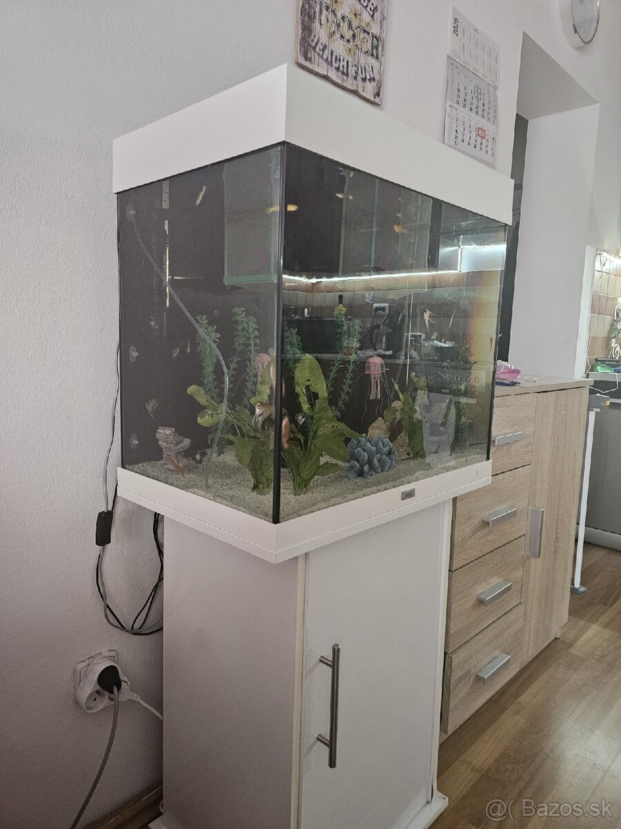 Juwel Lido 120 v bielej farbe