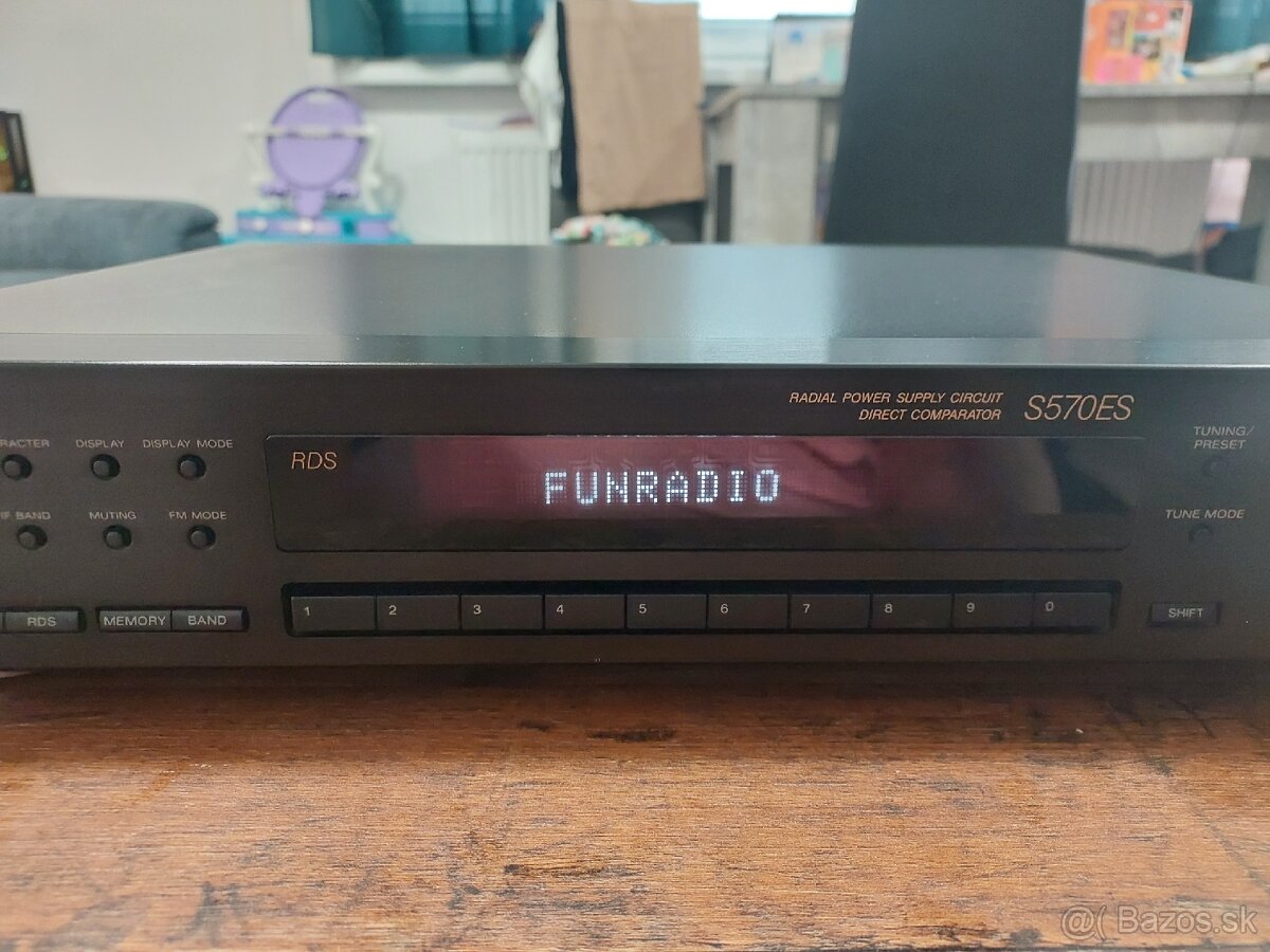 SONY S570ES