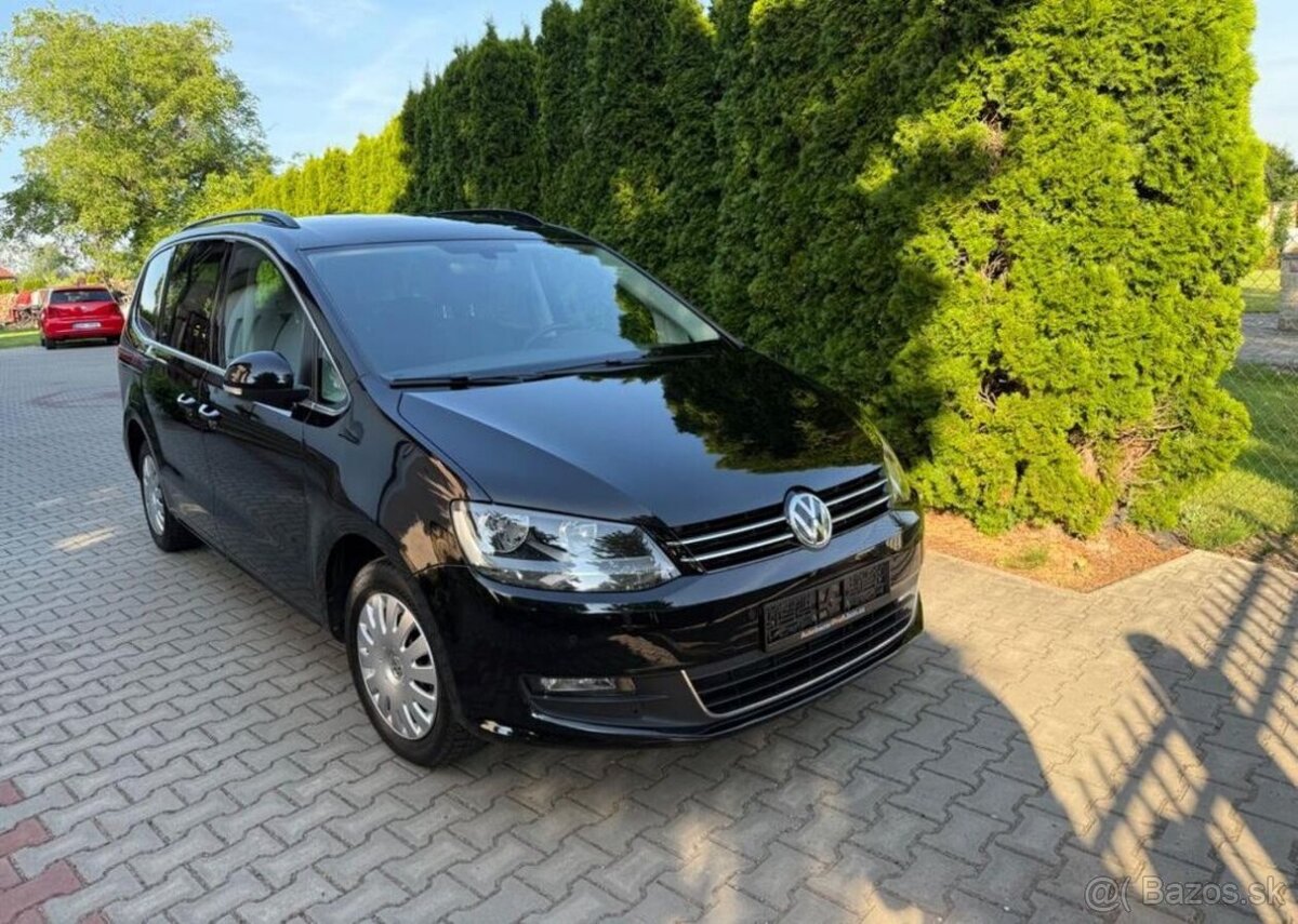 Volkswagen Sharan 1,4 TSi/ 110 Kw 7míst serviska benzín