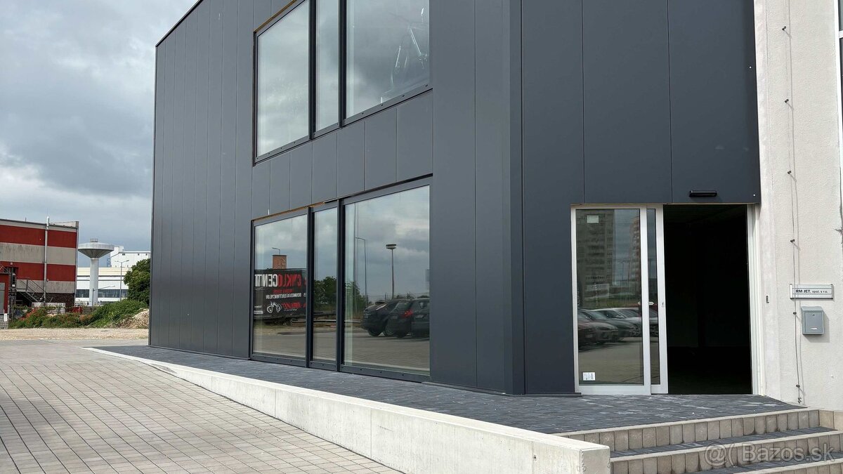 Obchodný priestor na prenájom – 300 m² | Bratislavská ulica