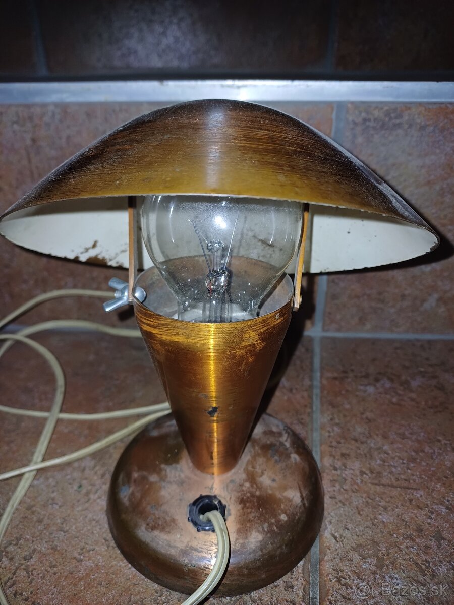 Predám starozitnu dizajnovu lampu