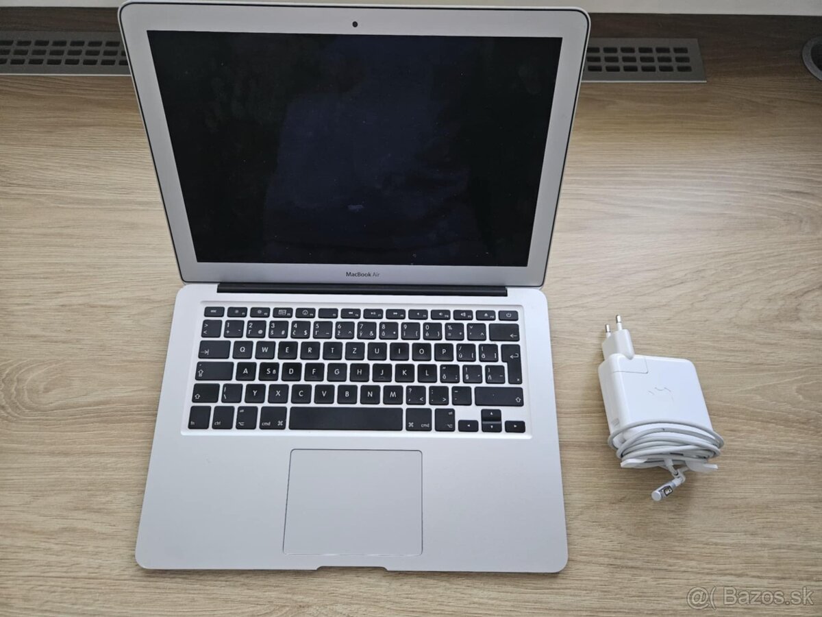 MacBook Air 13 (13-inch, Late 2010)