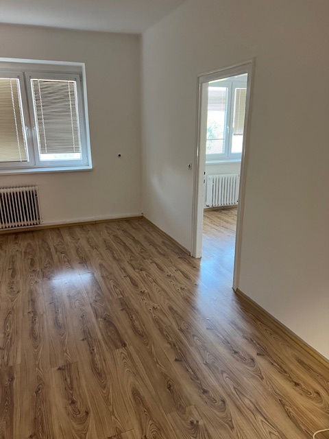 Predaj 3izb byt s balkónom 95m2 Centrum Levice