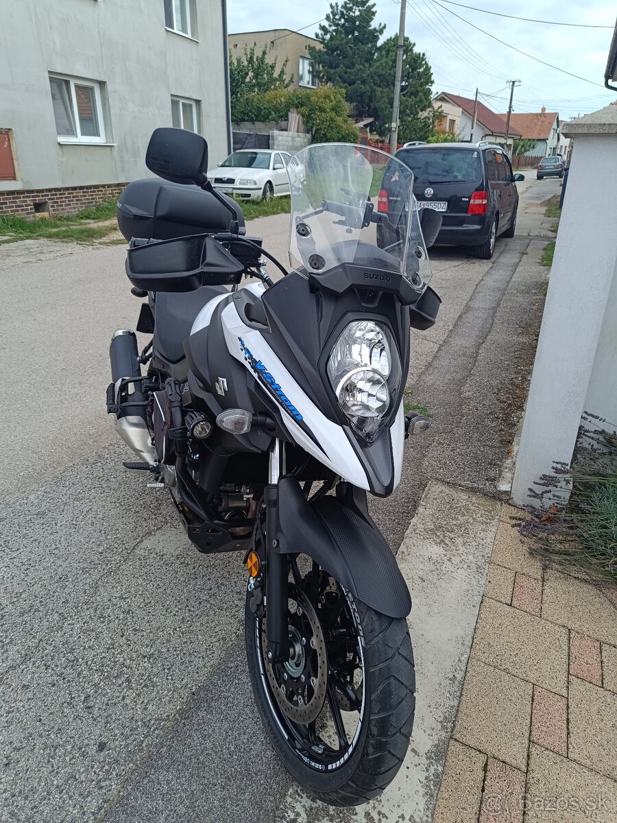 Suzuki v strom