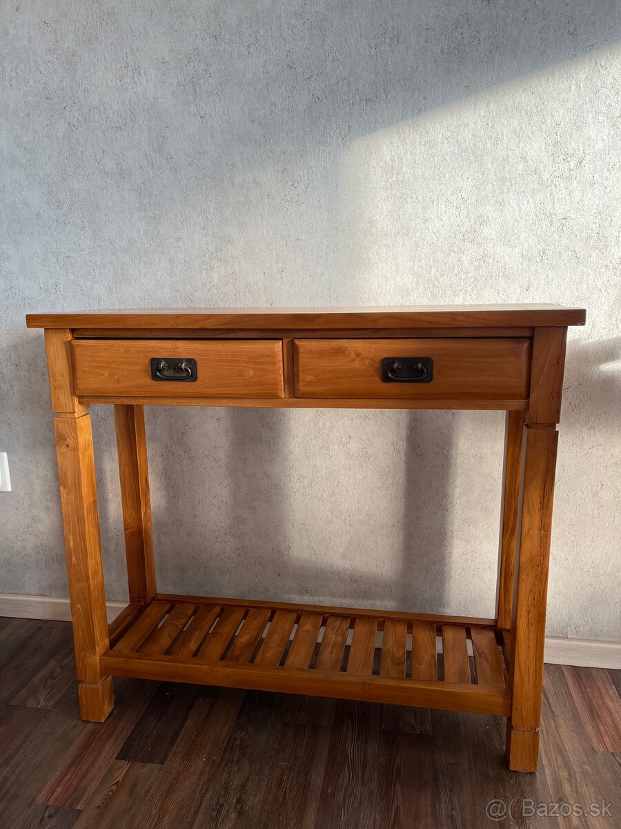 Drevený stolík Jawa