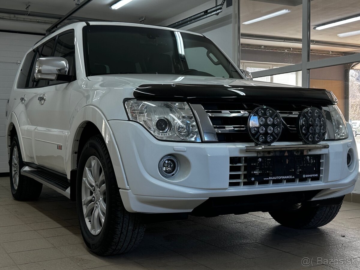 Mitsubishi Pajero 3.2DI-D LWB Instyle A/T