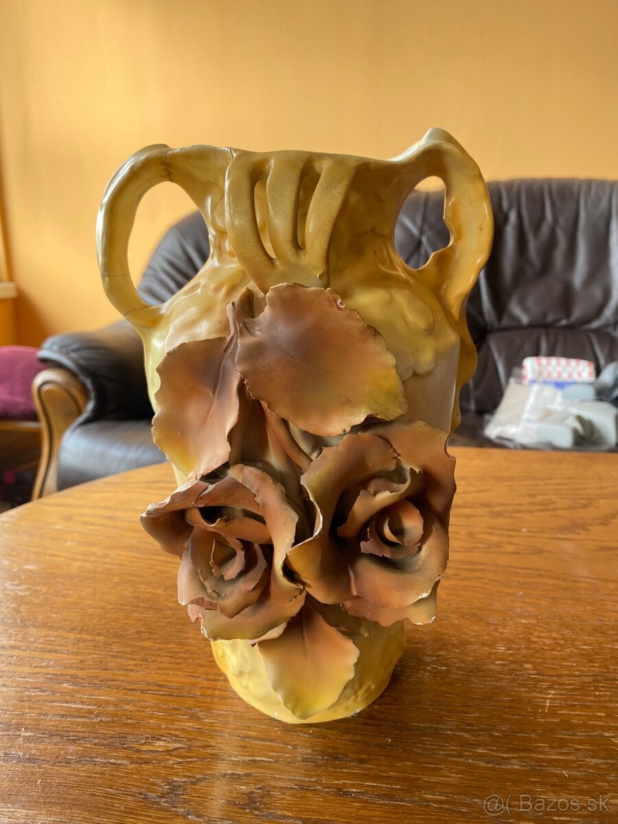 Porcelánová váza