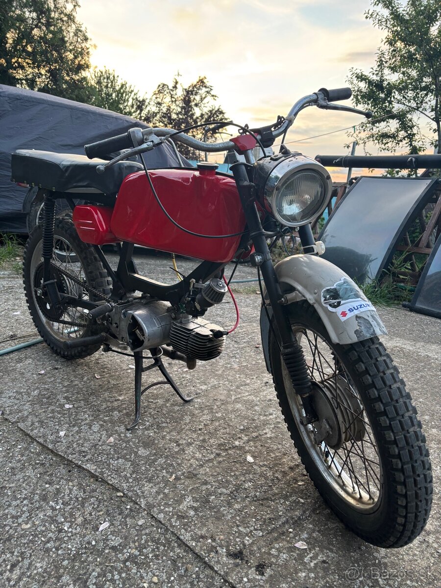 Jawa 23 mustang