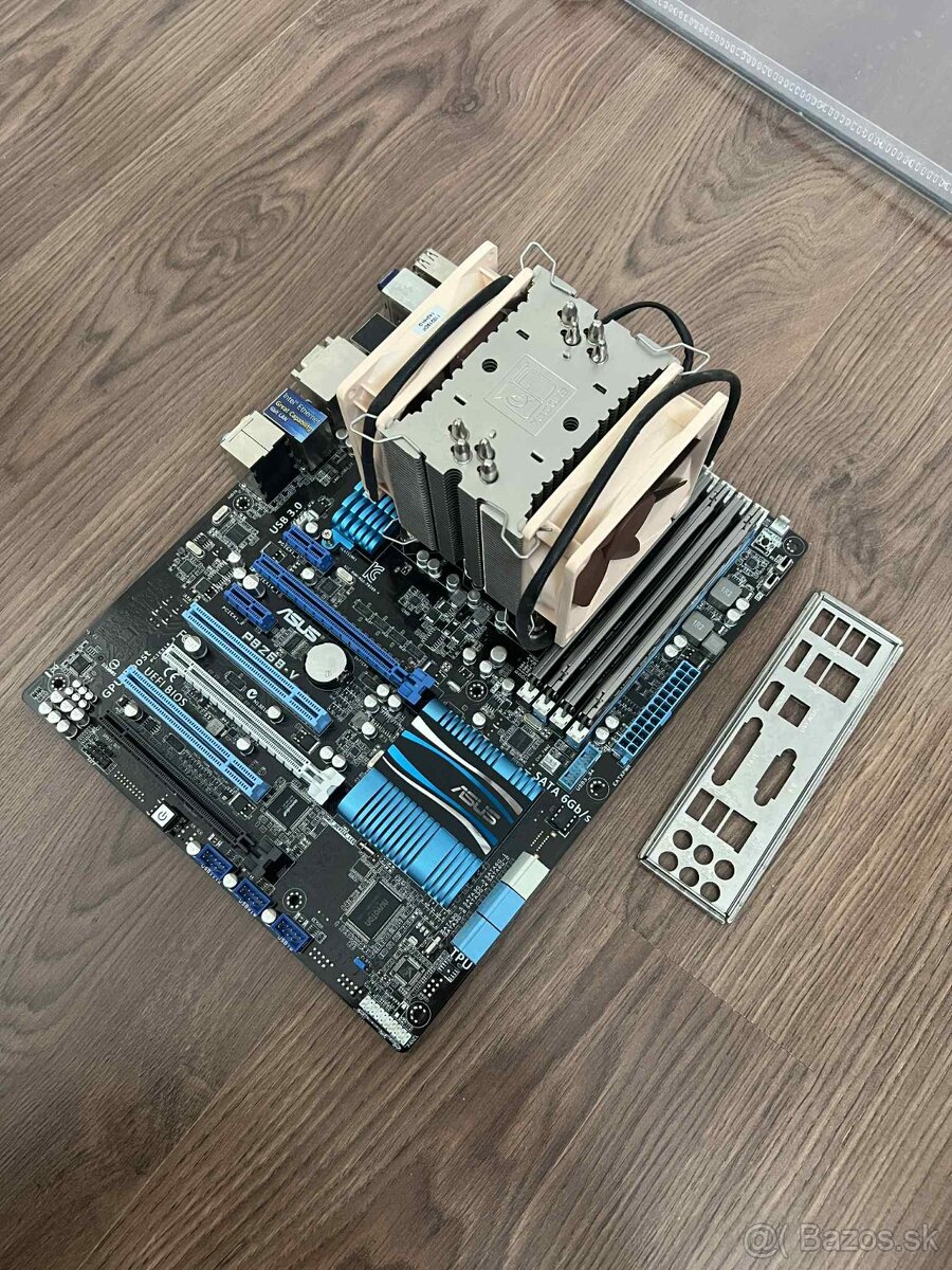 Asus P8Z68-V + Intel i5 2500k + 16GB Ram