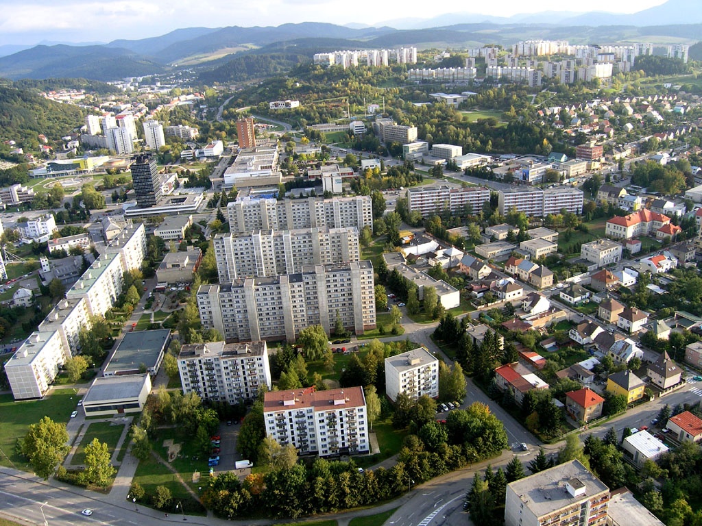Ponúkam na predaj 4-izbový byt, Stred, Považská Bystrica