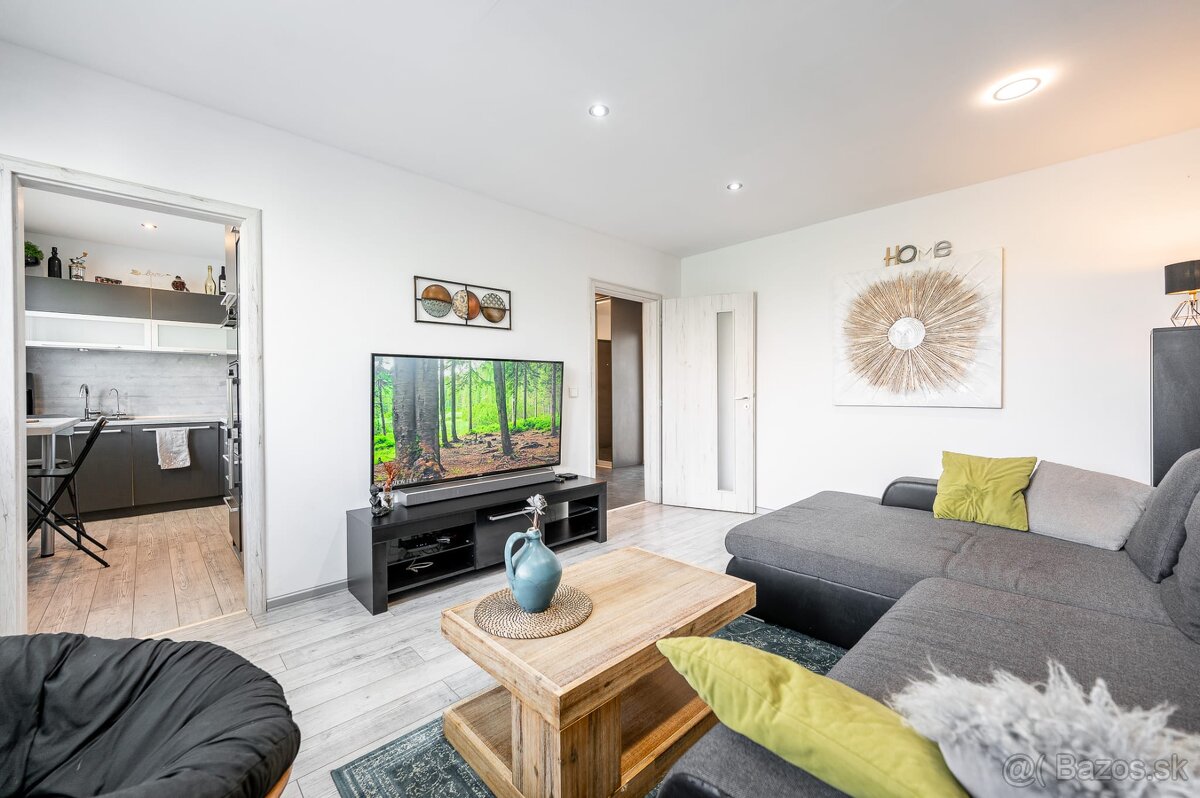 3i byt po kompl. rekonštrukcii, LOGGIA– RUZINSKA ul., TERASA