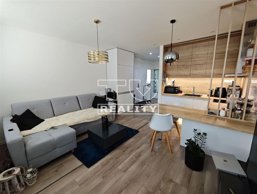 3 IZBOVÝ BYT 64M2 UL. K. ŠMIDKEHO TRENČÍN