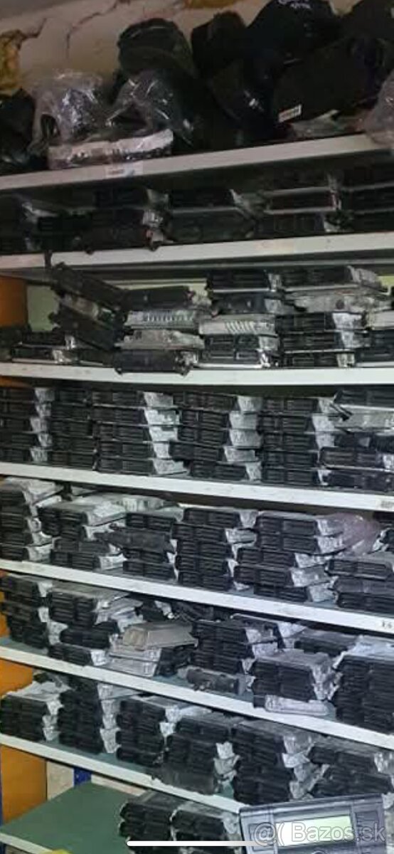 predam riadaca jednotka motoru ,RJ motoru ecu