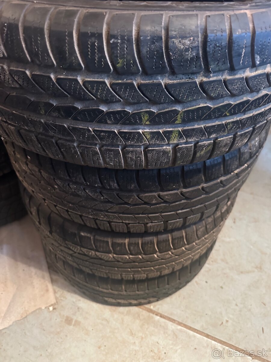 Continental 225/60 R17