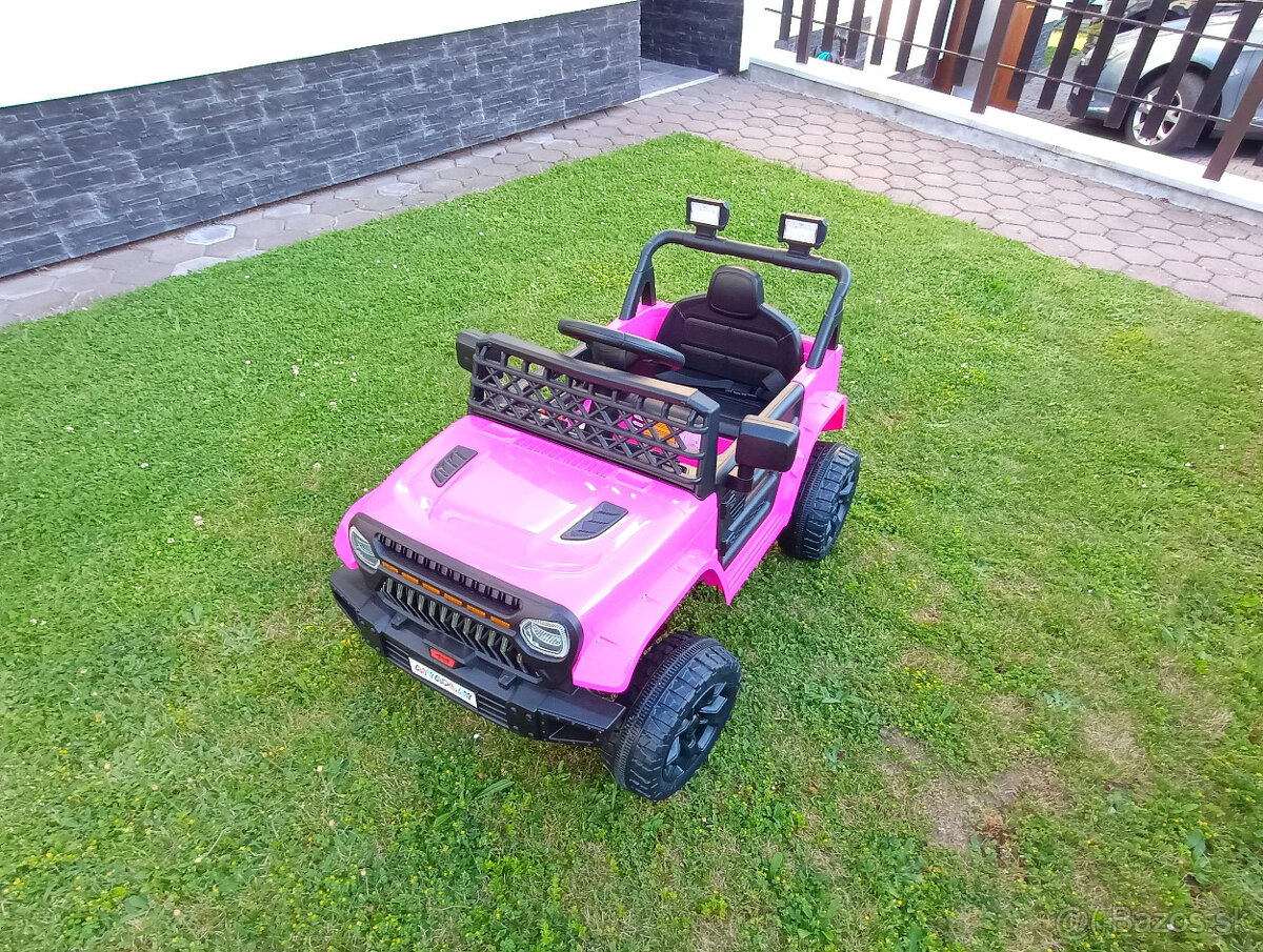 Elektrické autíčko JEEP