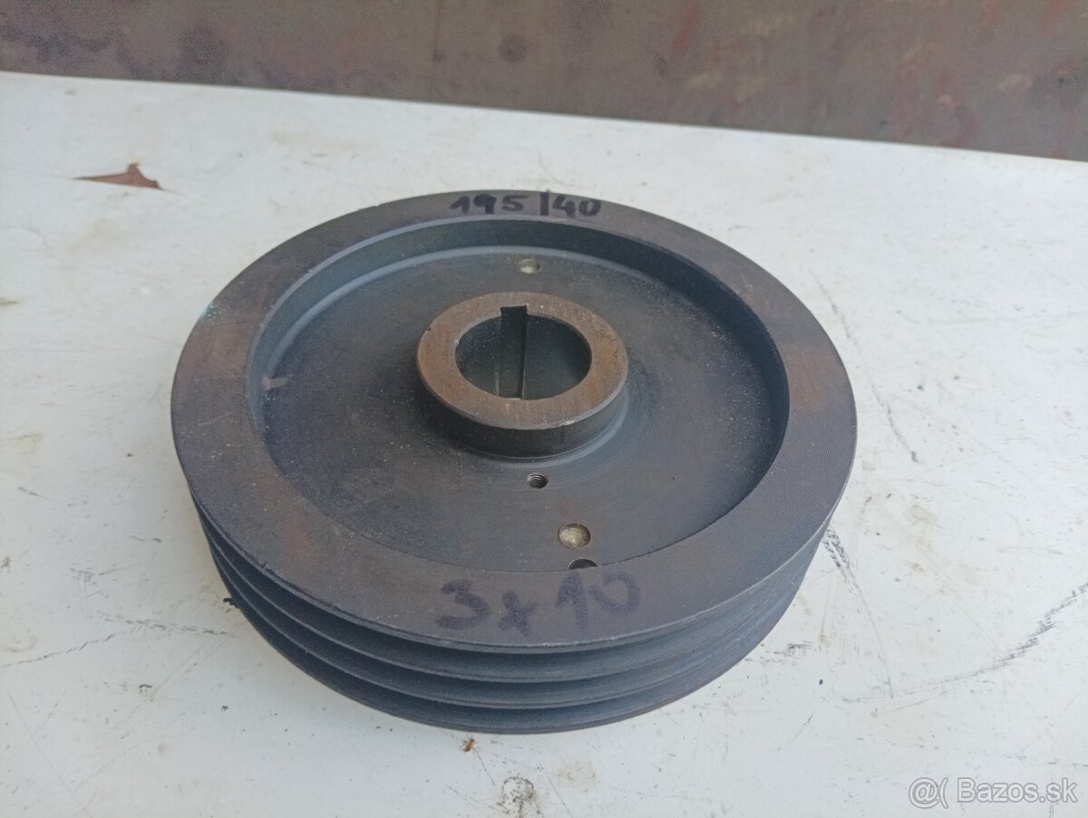 Remenica 195/40 3x10