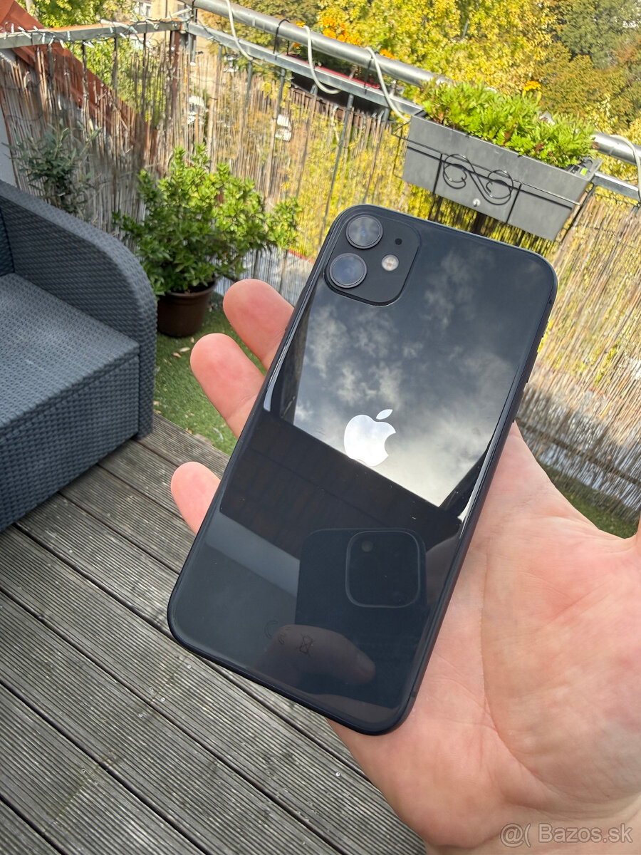 iPhone 11