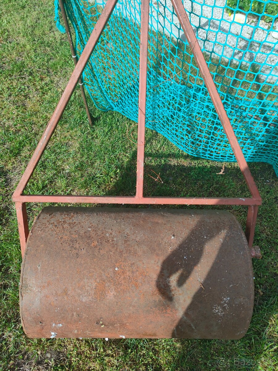 Predám valec na valcovanie travy
