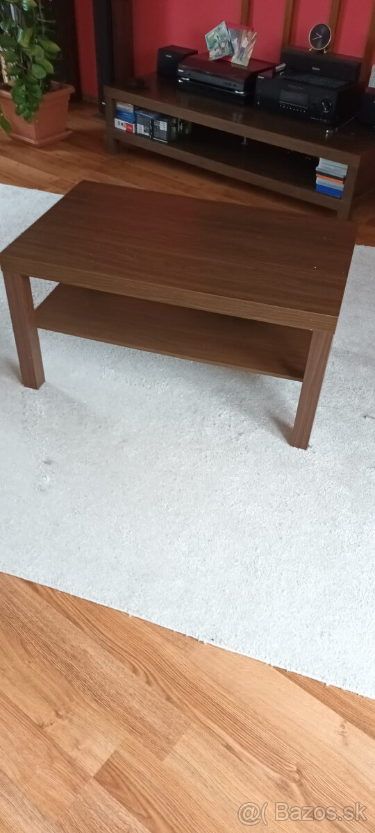 Konferenčný stolík