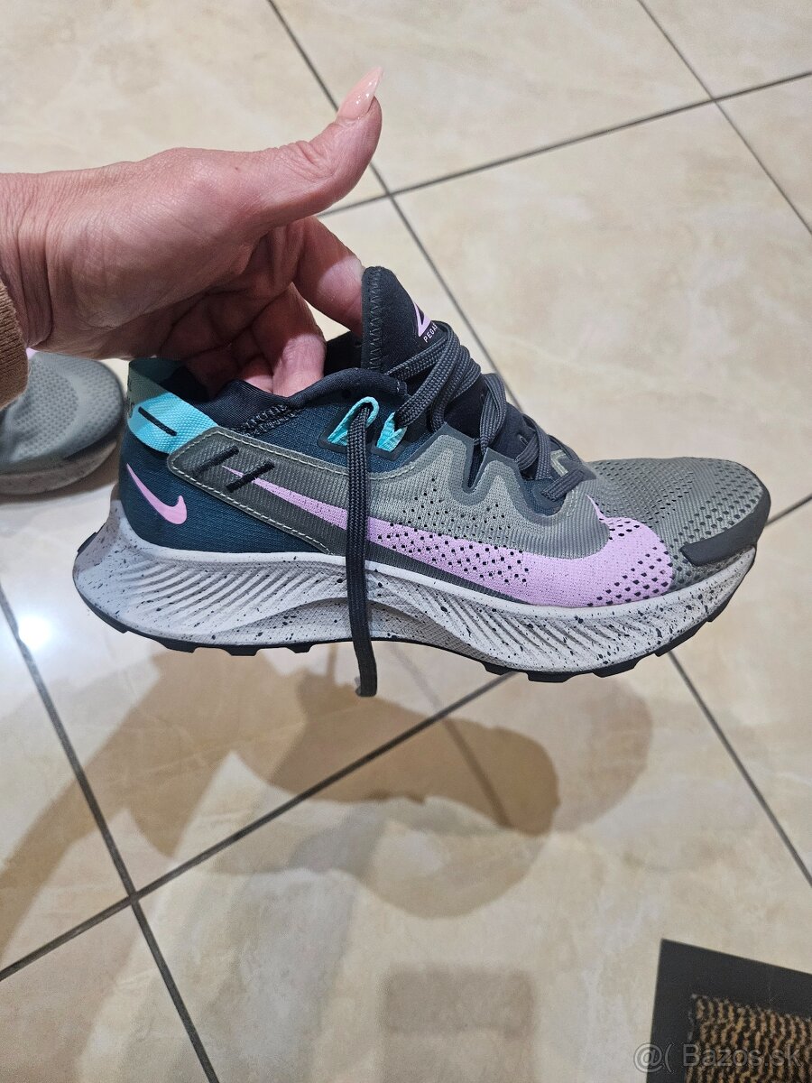 tenisky NIKE