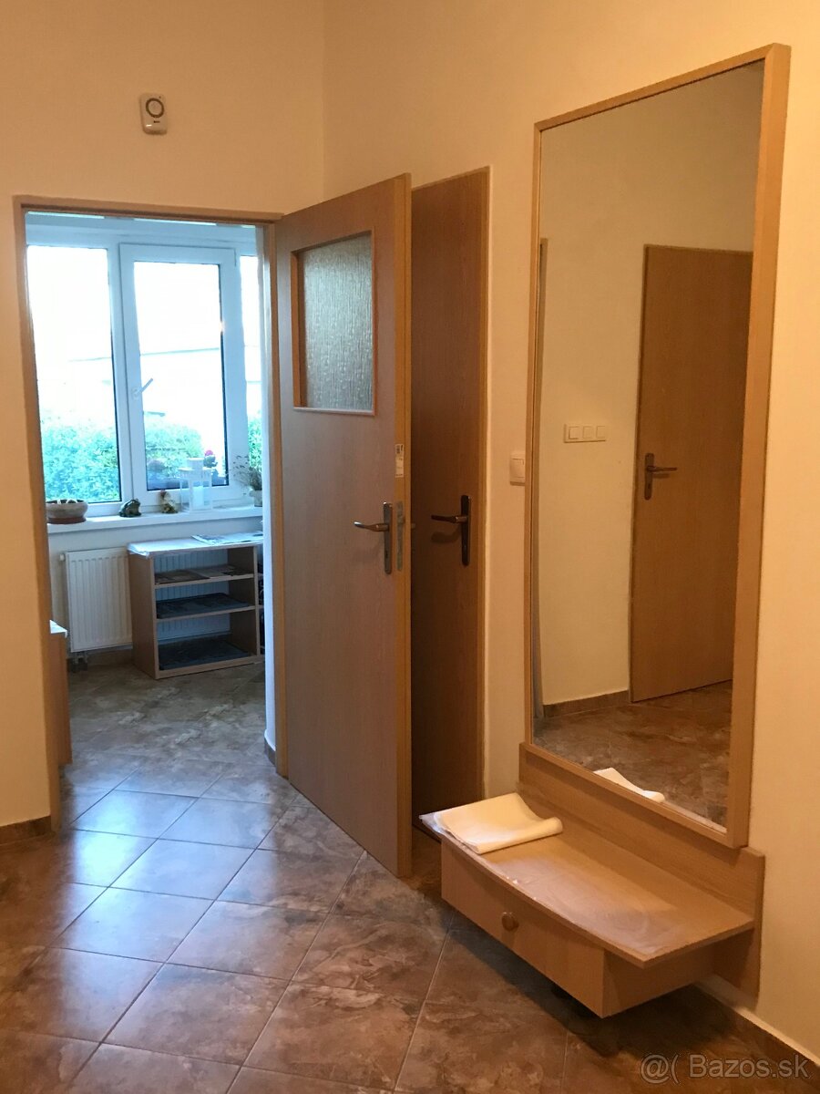 Stolík so šuplíkom (BEZ ZRKADLA)