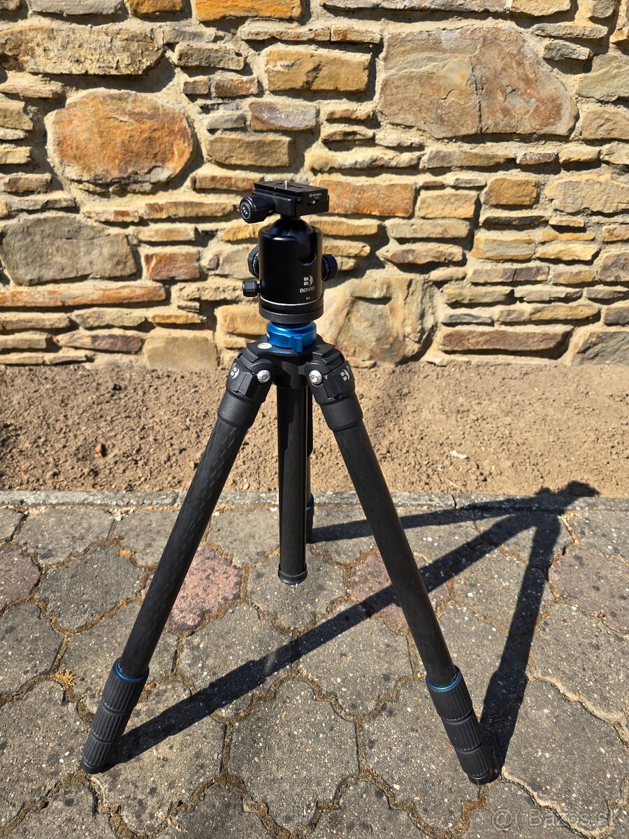 Benro Mach3 9X CF Series 4 Extra Long Tripod