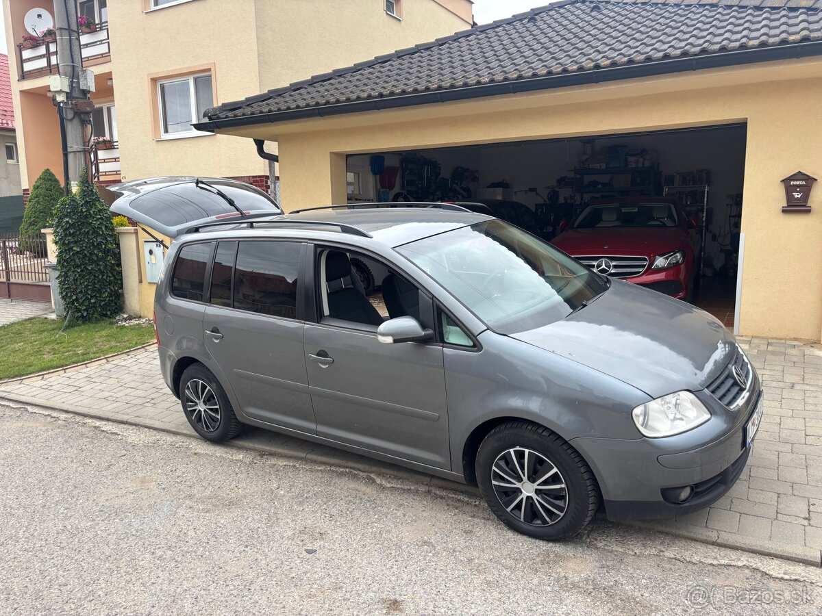 Volkswagen Touran 2.0 TDI