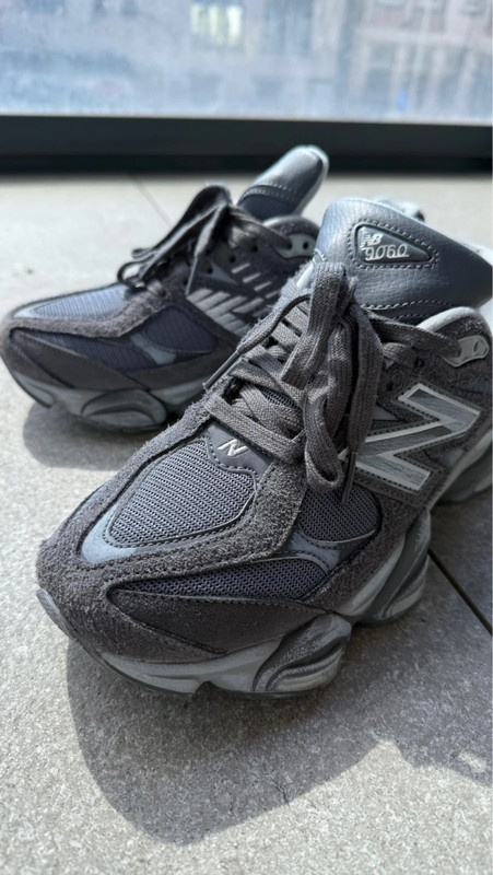 New Balance 9060 Grey