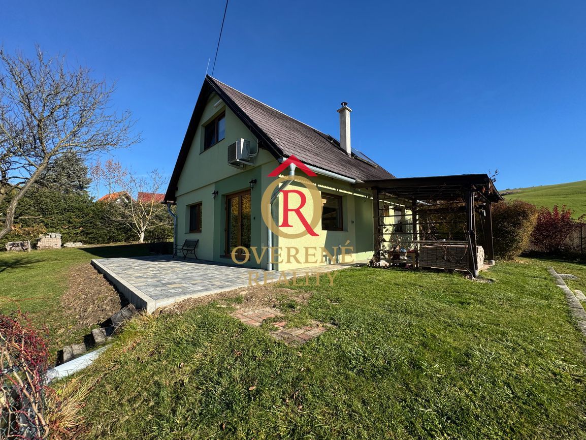 NA PREDAJ - Rodinný dom pri Ružomberku